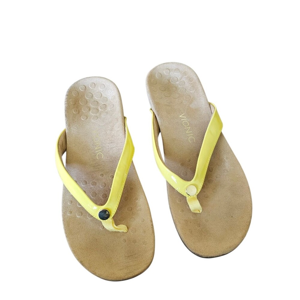 Vionic Yellow Patent Thong Sandals - Women's Comfort Flip Flops